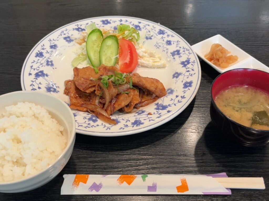 コーヒーショップイシイの豚の生姜焼き定食